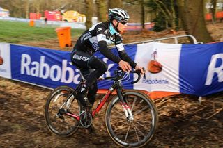 Two-time 'cross world champion Zdenek Stybar pre-rides the Hoogerheide course