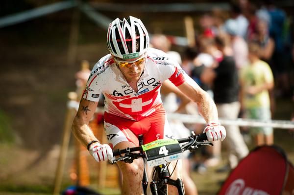Florian Vogel (Scott Swisspower) on the climb