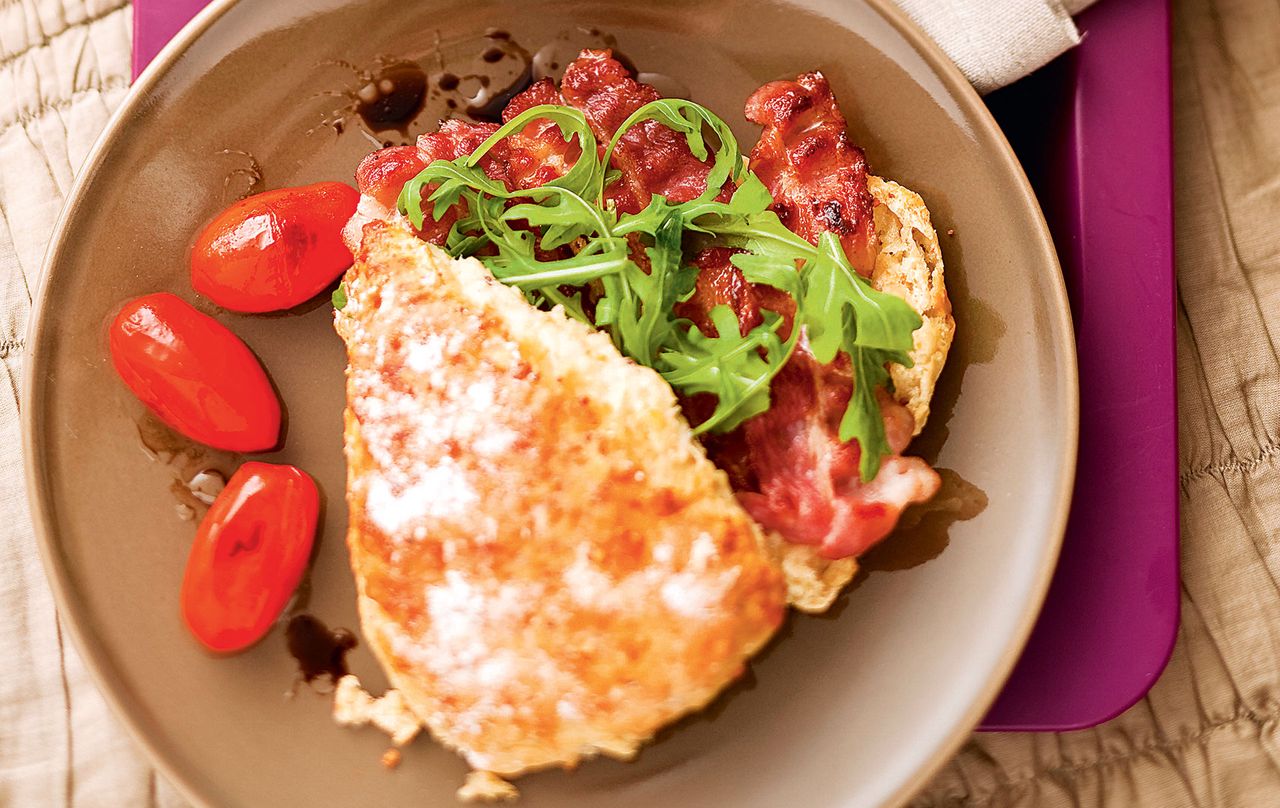 Bacon and cheesy soda bread wedges