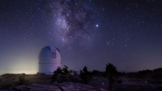 Biggest telescopes: Observatory under Milky Way