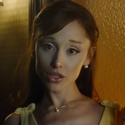Ariana Grande wore a lemon yellow dress in the "Hate That I Made You Love Me" music video