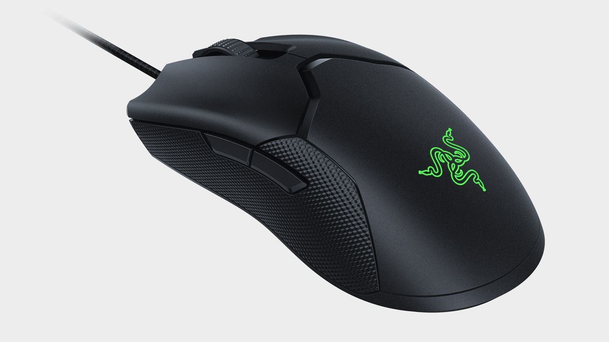 Razer Viper Ultimate Wireless Gaming Mouse Review