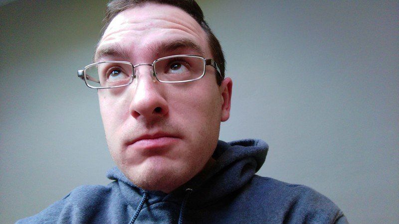 HTC Desire Eye front camera sample