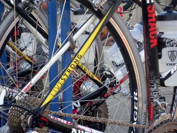 All of RadioShack's Treks feature Livestrong branding on the seat stays.