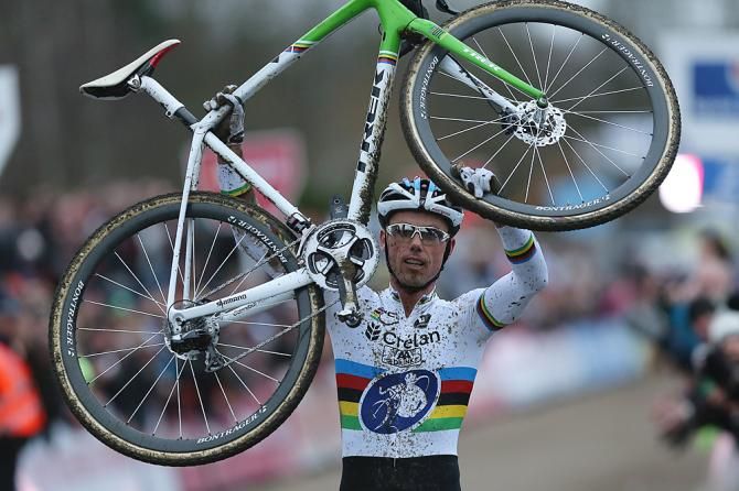 Sven Nys (Crelan-AA Drink) wins his first race atop a Trek