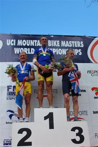 Men's 60+ cross country podium