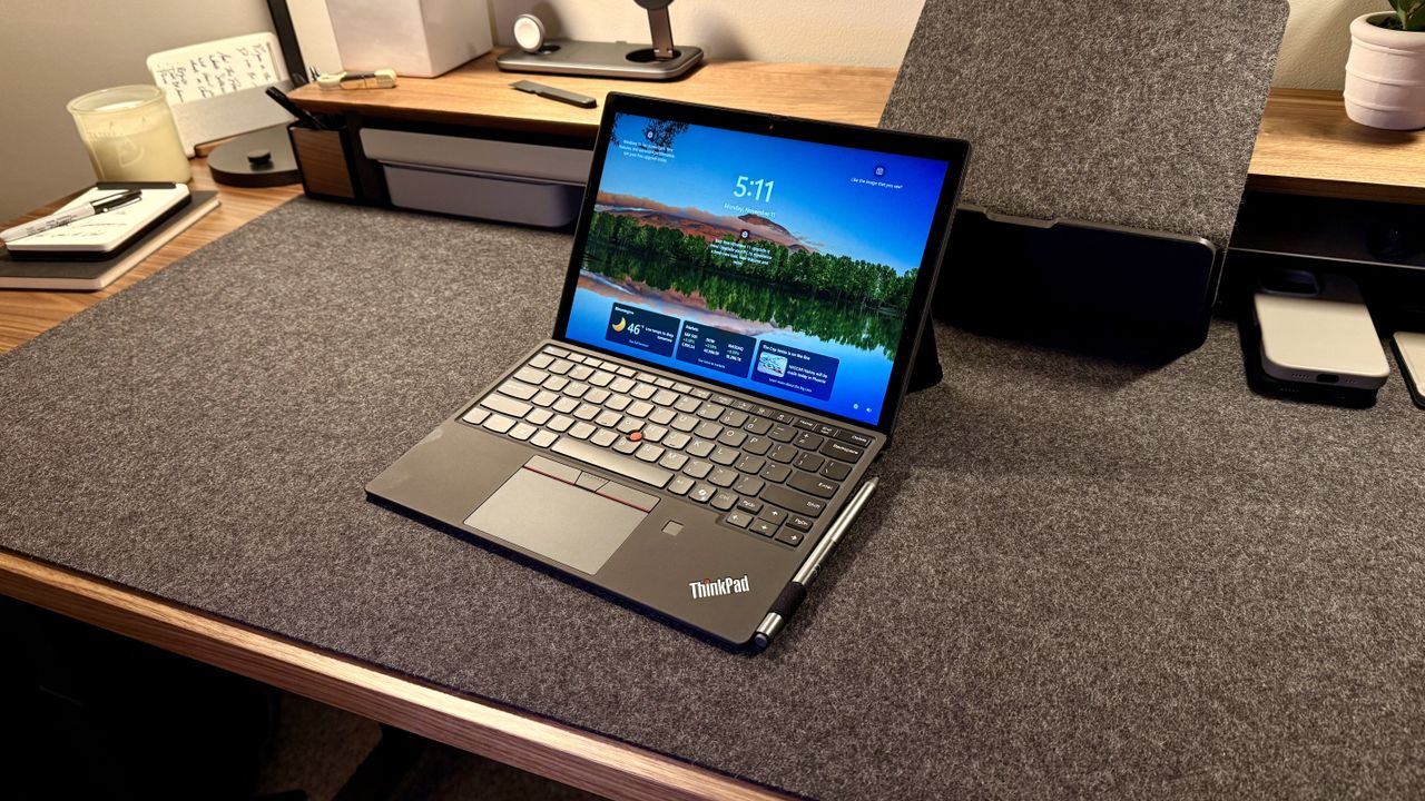 Lenovo ThinkPad X12 Detachable Gen 2 |