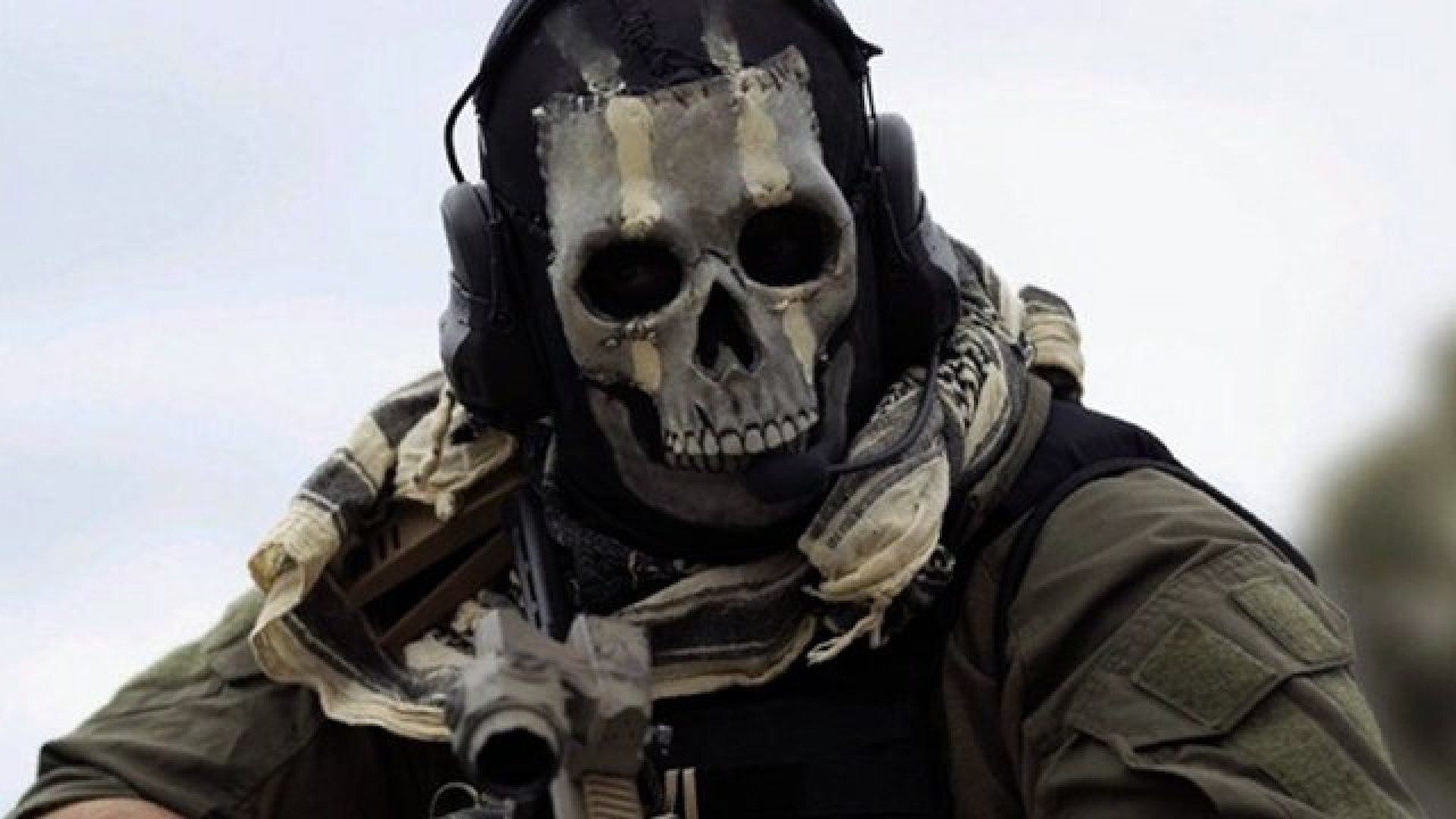 Call of Duty actor offers possible Modern Warfare 2 Ghost face reveal