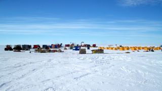 WISSARD drilling camp at the Ross Ice Shelf grounding zone.