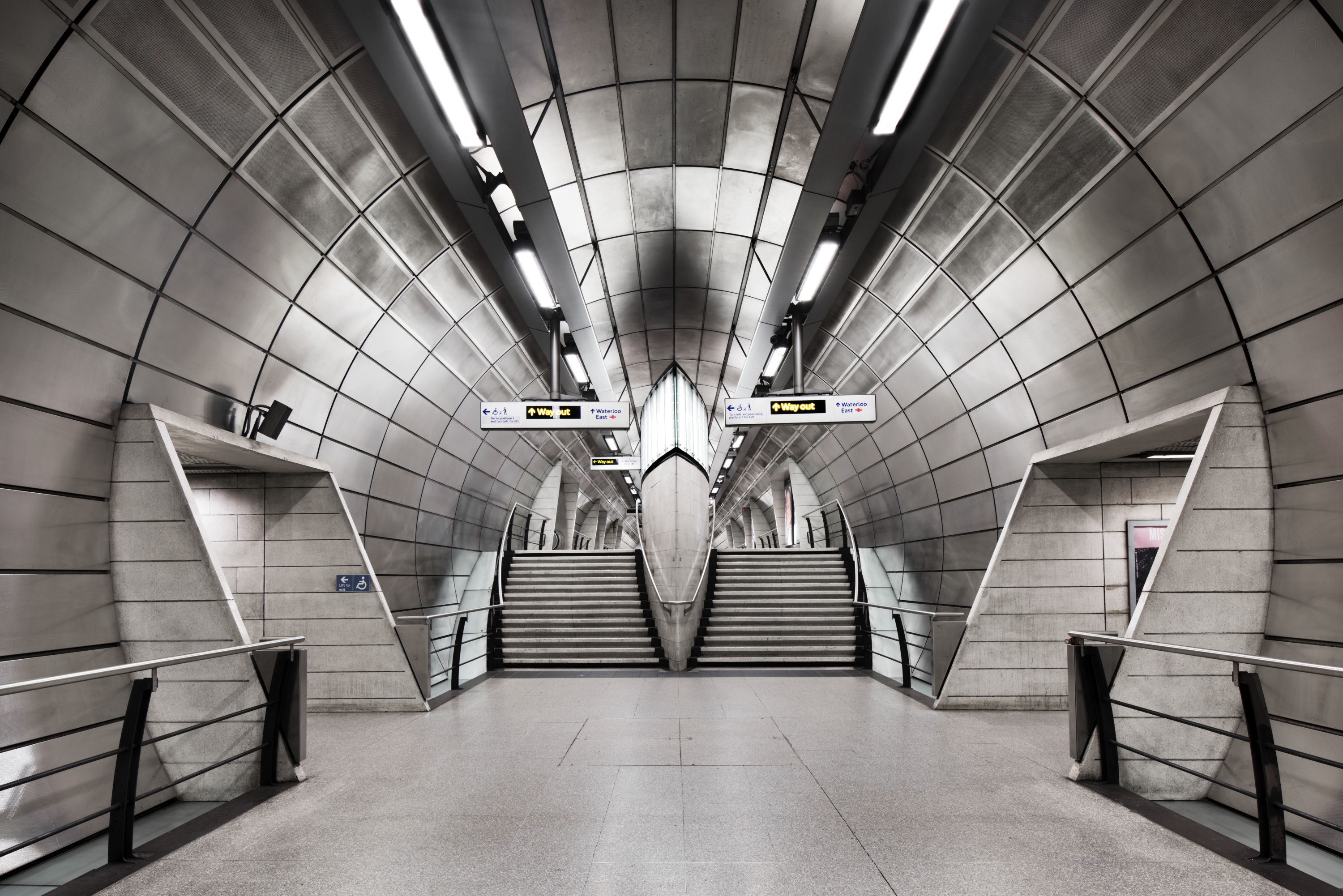 Southwark station grade ii listing