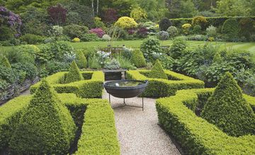 9 wonderful English country gardens | Real Homes
