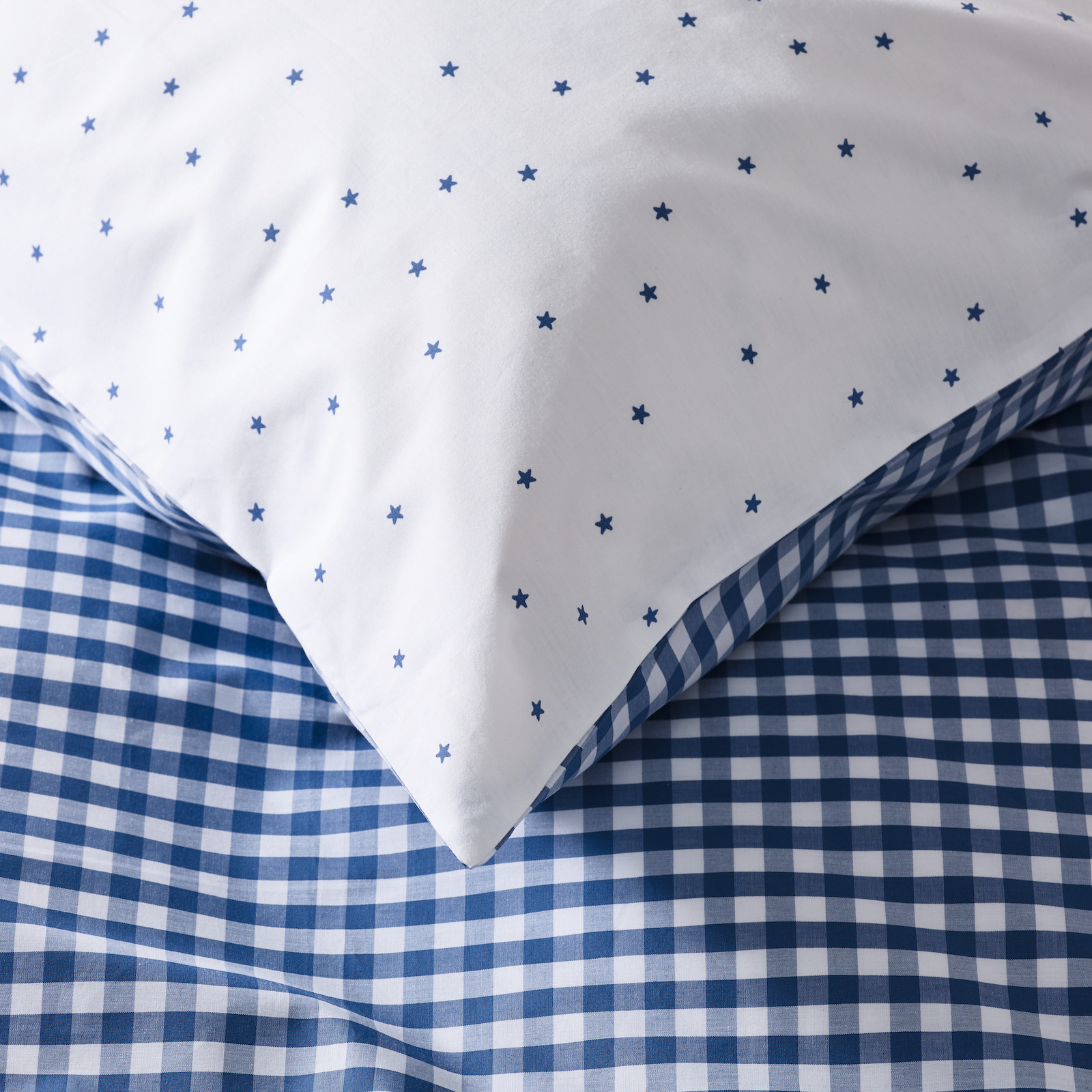 blue gingham bedding for kids with starry print