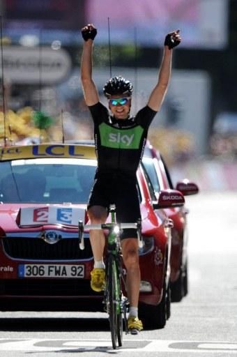 Edvald Boasson Hagen (Sky) solos to victory in Pinerolo, the Norwegian's second win of the Tour.