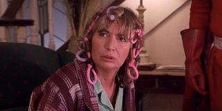 Penny Marshall in Hocus Pocus