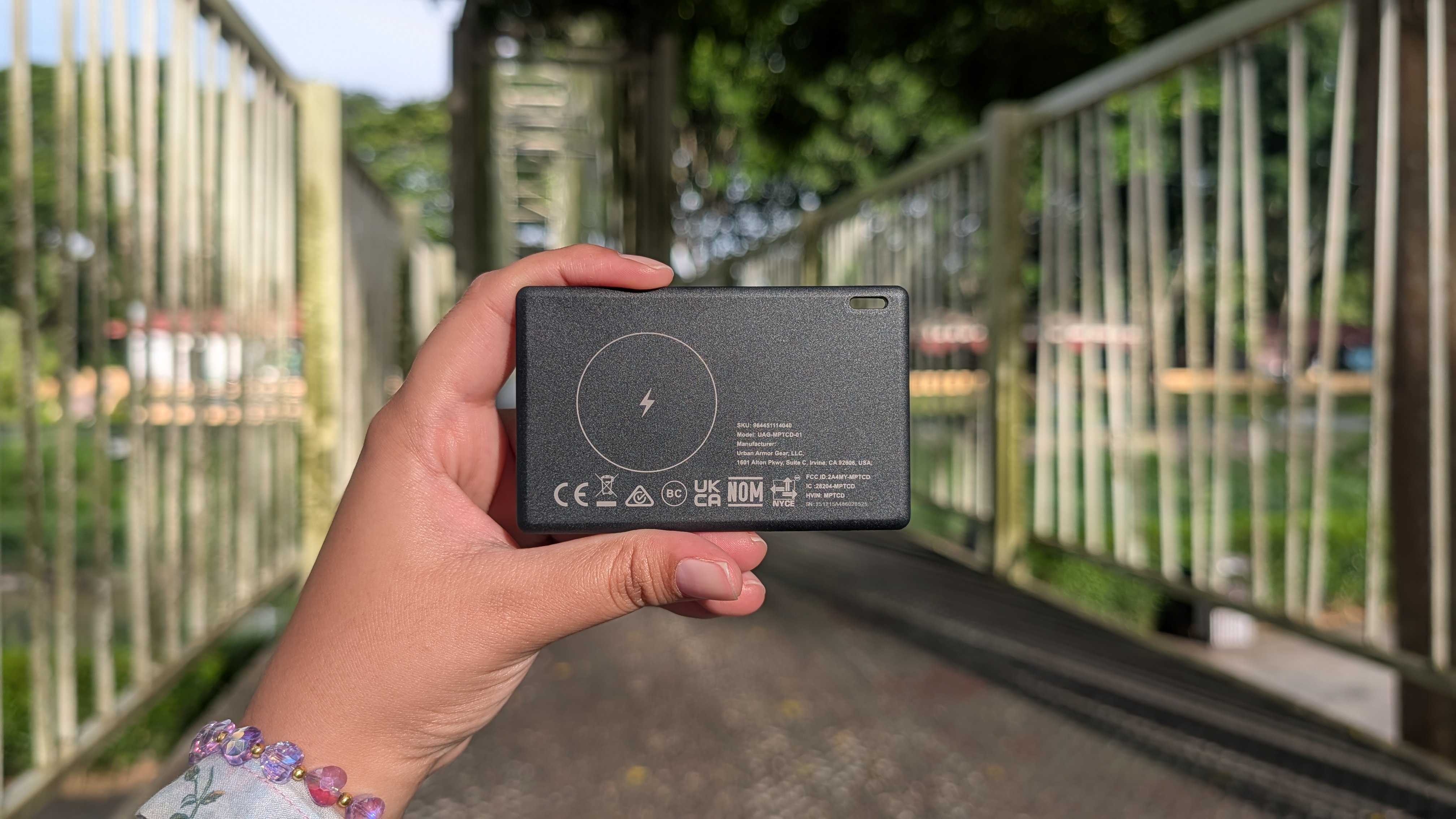 UAG Metropolis Tracker Card