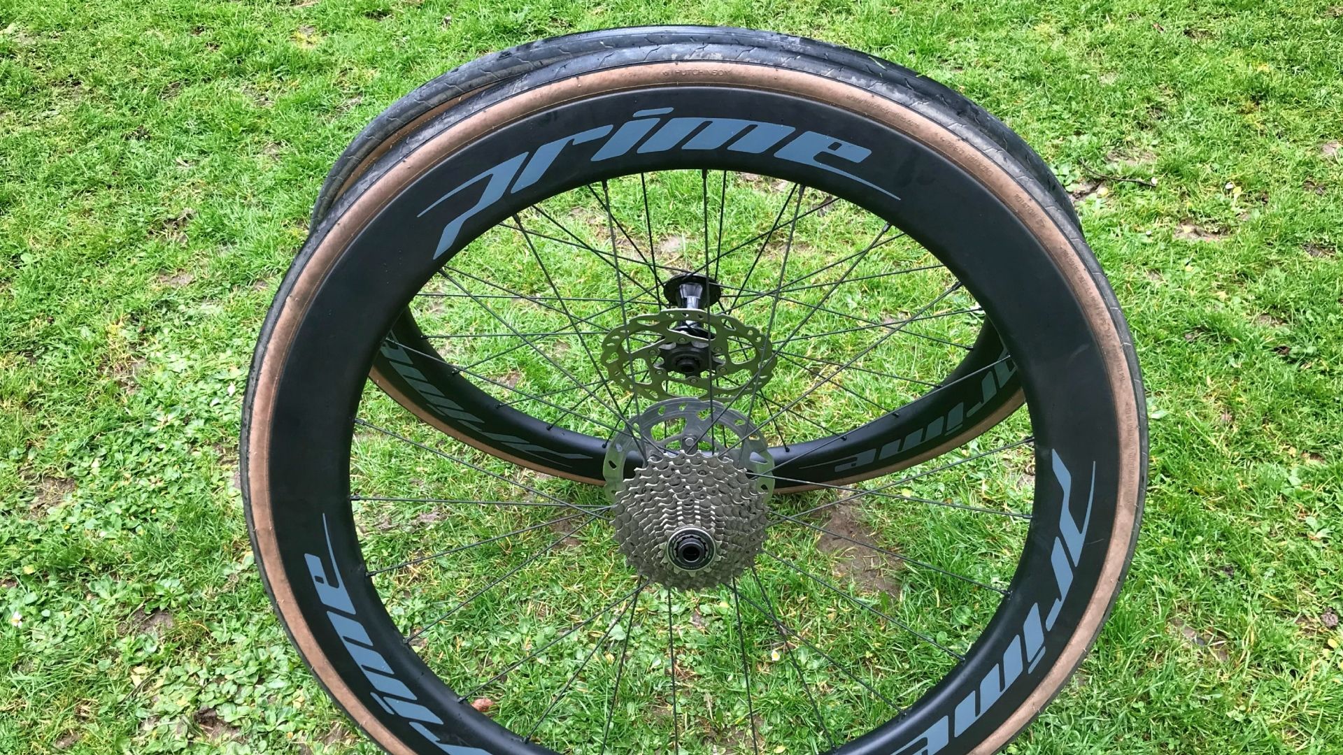 Prime Doyenne 56 Carbon Disc