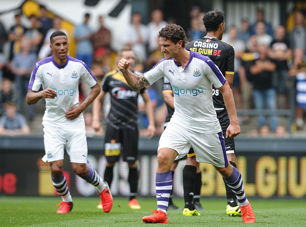 LOKEREN, BELGIUM - JULY 23: Daryl Janmaat (C) of Newcastle celebrates after scoring the second goal during the Pre Season Friendly match between KSC Lokeren and Newcastle United on July 23, 2016, in Lokeren, Belgium. (Photo by Serena Taylor/Newcastle United via Getty Images)