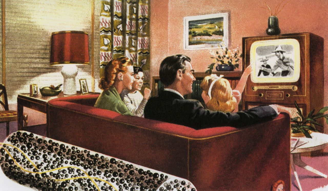 1950s family watching TV.