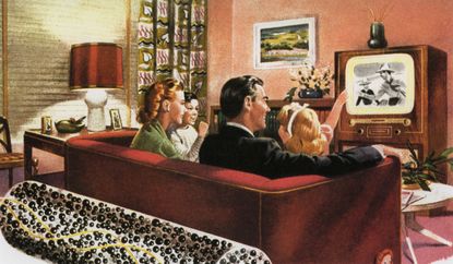 1950s family watching TV.