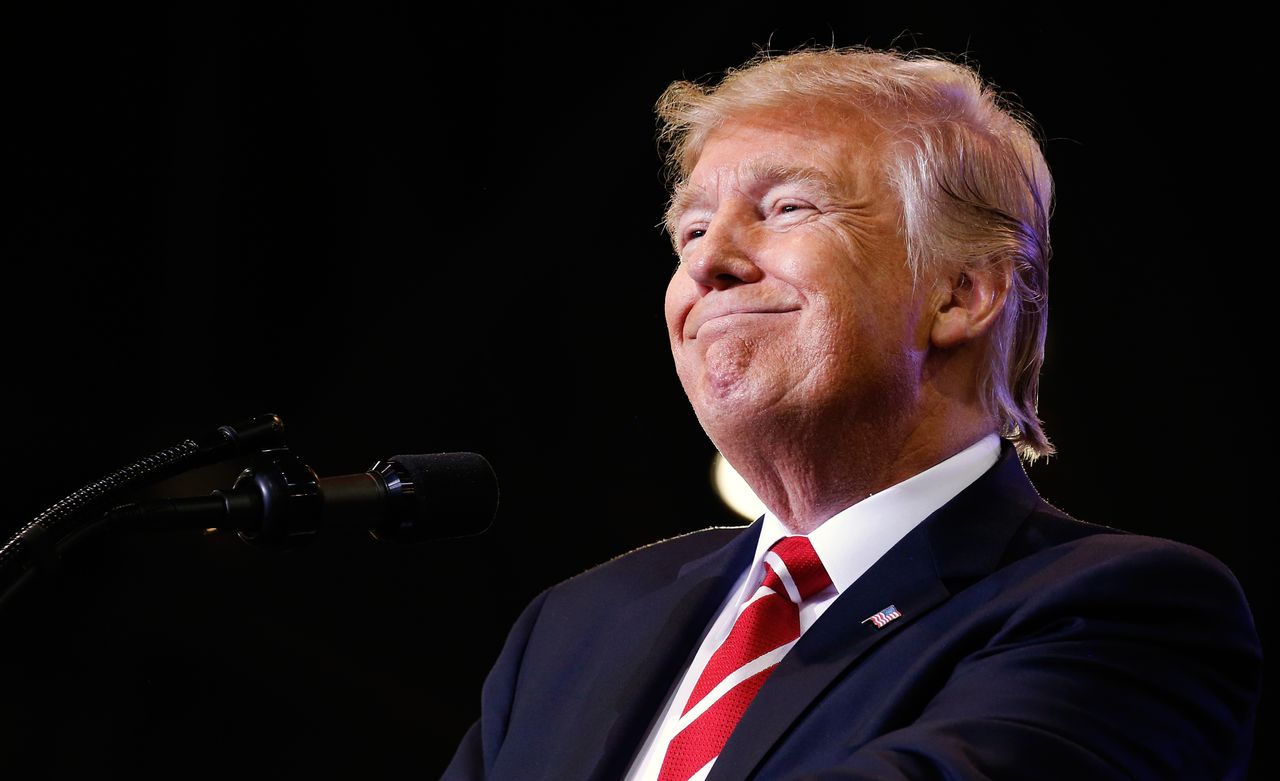 President Trump speaks in Arizona