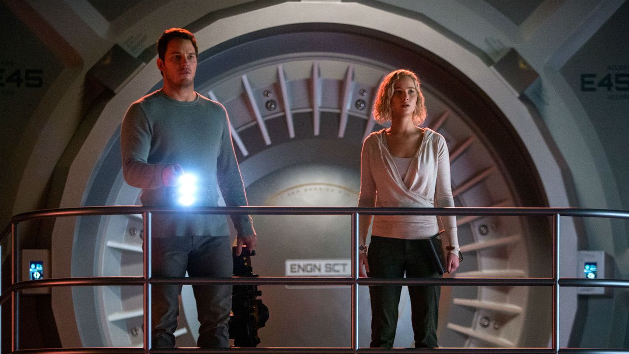 Jennifer Lawrence and Chris Pratt in Passengers