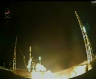Soyuz Launches Progress Cargo Vehicle April 9, 2014.