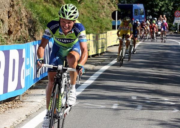 Di Luca feels the pain as he leaves Ricco and Popovych in his wake.