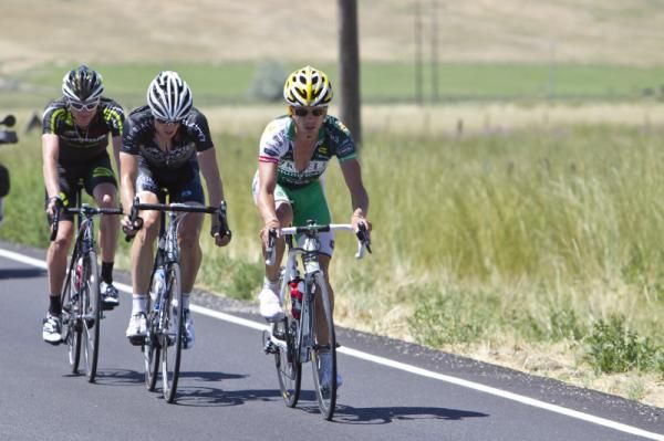 Mike Creed (Kelly Benefit Strategies), John Anderson (Endura) and Tim Gudsell (PureBlack) in the break