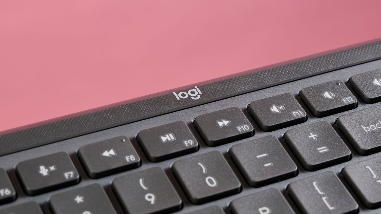 Close-up of Logitech Signature Slim K950 logo