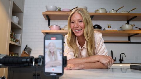 I meditated with Gwyneth Paltrow, and learned how she uses her Oura