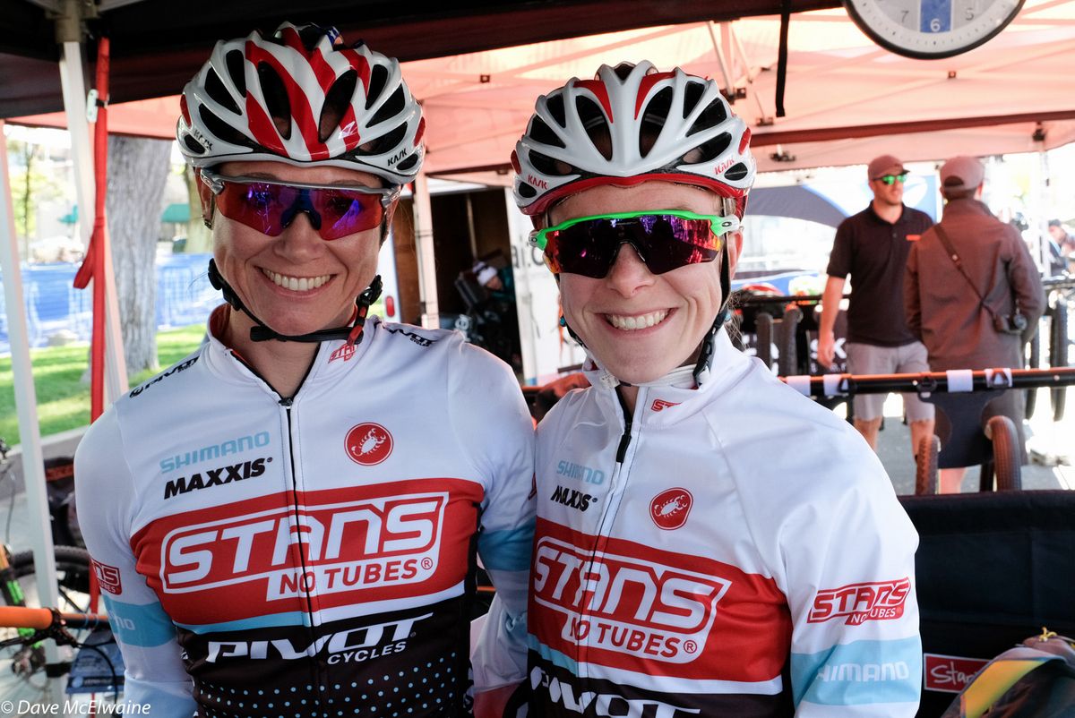 Stans-Pivot teammates Rose Grant and Chloe Woodruff getting ready for the race