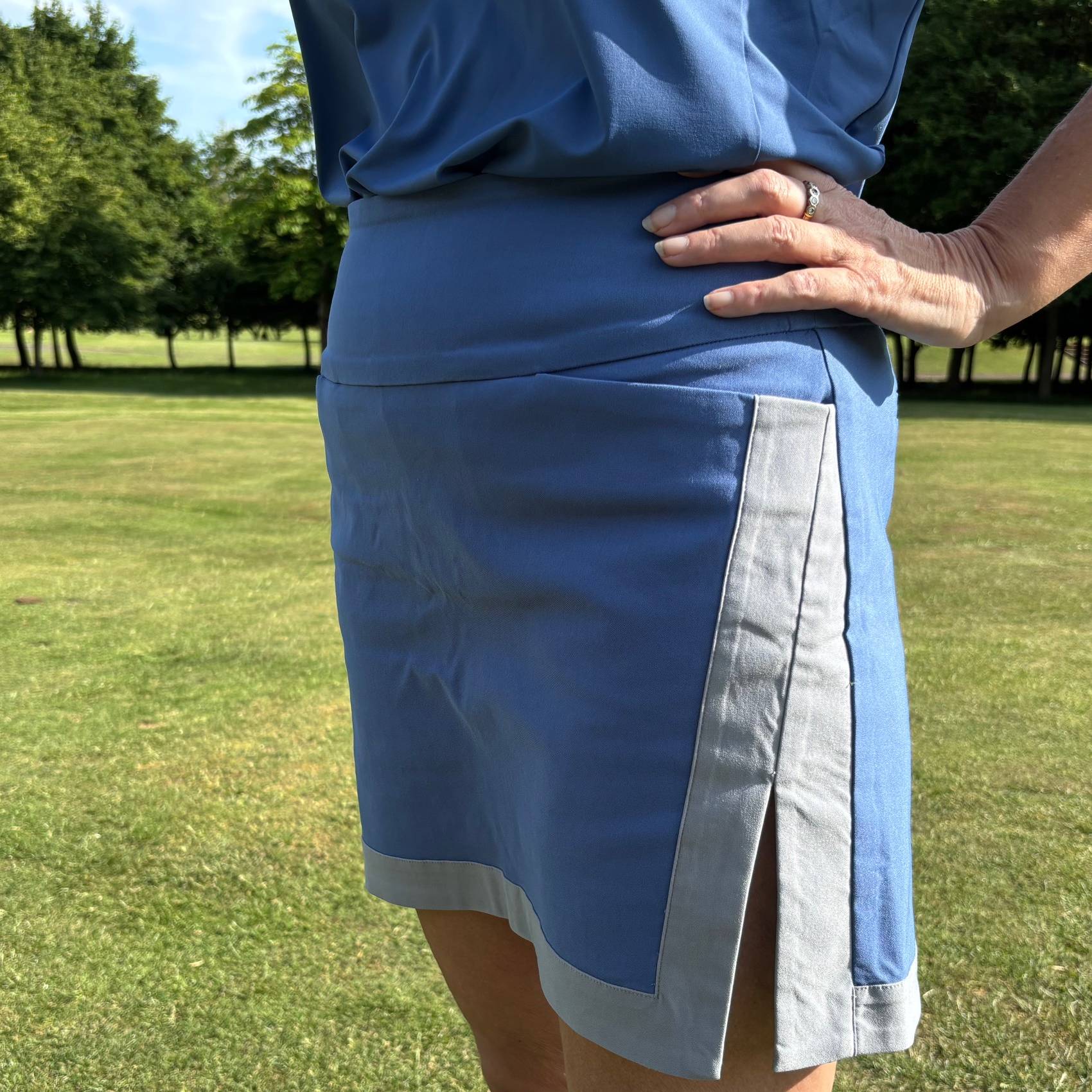 Swing Control Contrast Vented Skort