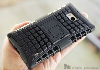 Review Hyperion Explorer Hybrid case for the Nokia Lumia Icon