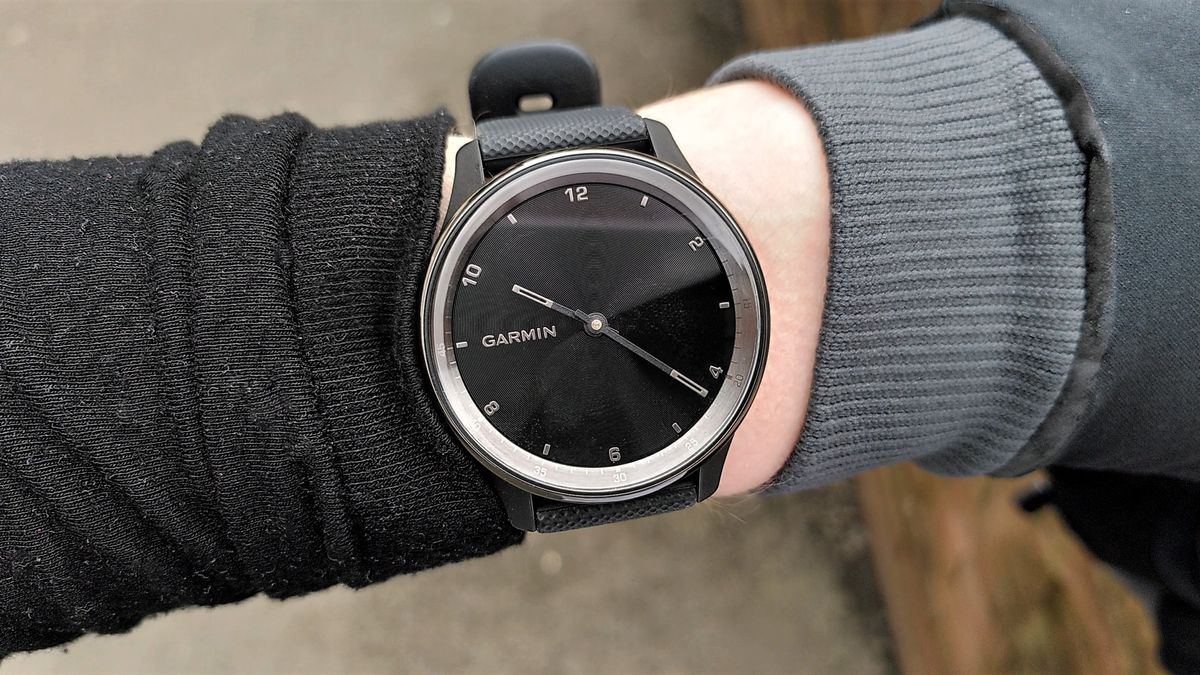 Garmin Vivomove Trend review: a stylish but flawed fitness watch ...