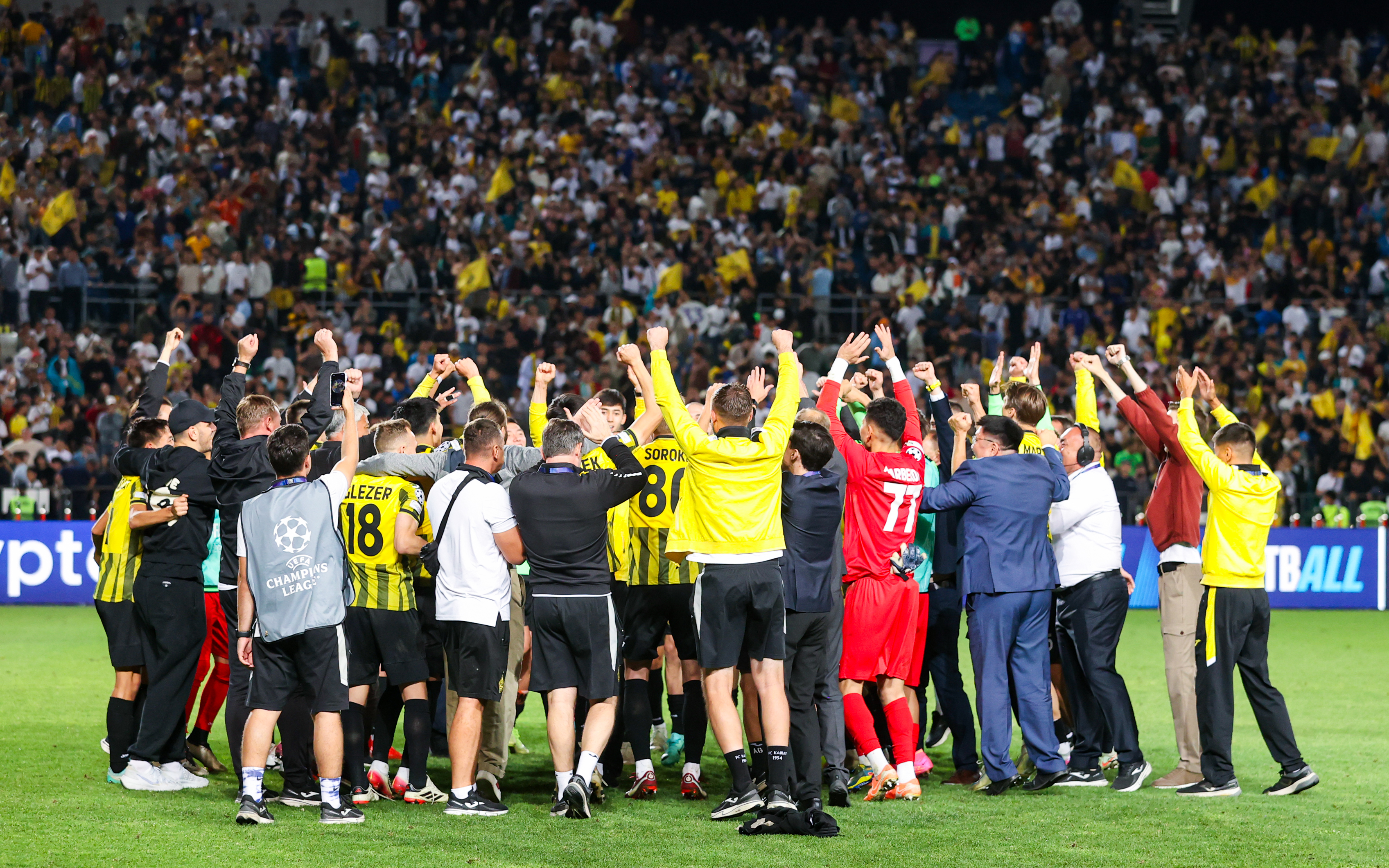 ALMATY, KAZAKHSTAN - AUGUST 26: Kairat players and staff celebrate at full time during a UEFA Champions League Play-Off Secong Leg match between Kairat Almaty and Celtic at the Almaty Ortalyk Stadion, on August 26, 2025, in Almaty, Kazakhstan. (Photo by Craig Williamson/SNS Group via Getty Images)