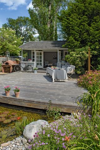 raised patio deck ideas