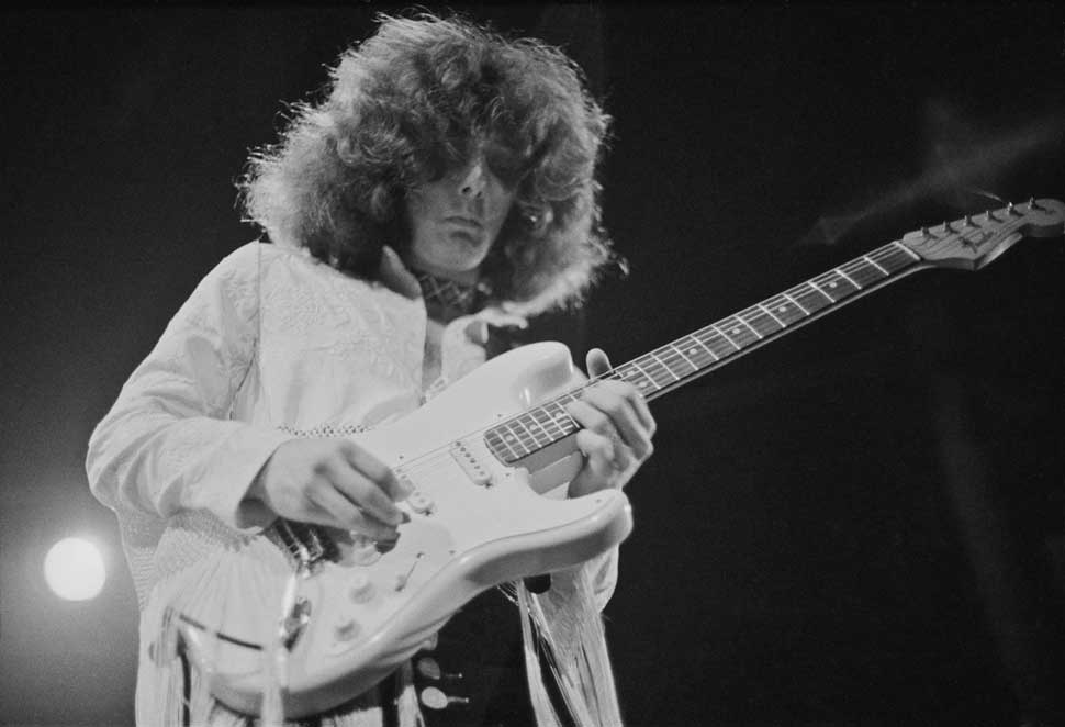 Larry Reinhart onstage