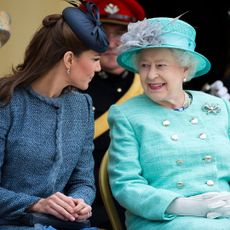 NOTTINGHAM, ENGLAND - JUNE 13: Queen Elizabeth II and Catherine, Duchess of Cambridge (L) attend Vernon Park during a Diamond Jubilee visit to Nottingham on June 13, 2012 in Nottingham, England. (Photo by Samir Hussein/WireImage)