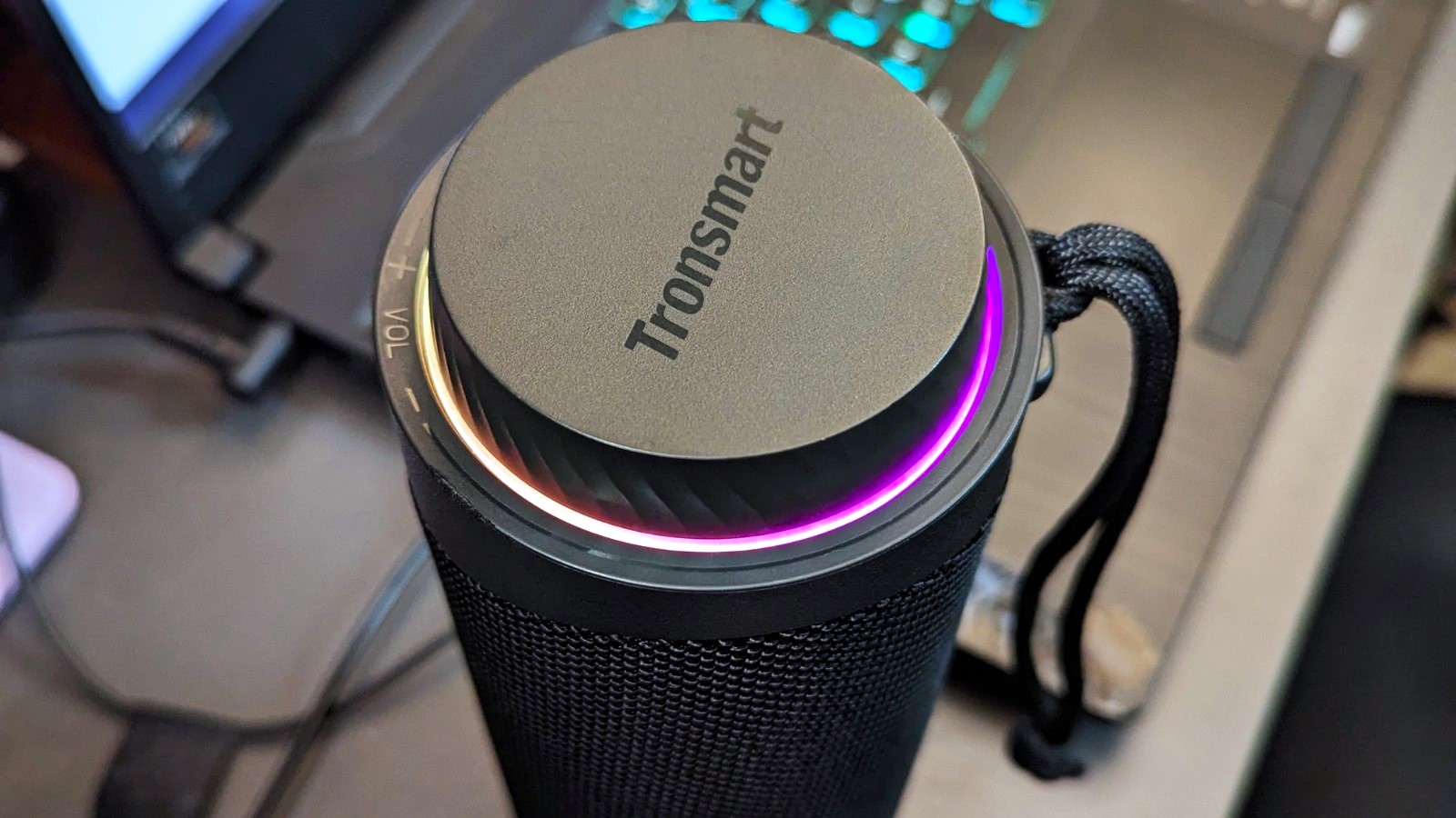 Tronsmart T7 taşınabilir Bluetooth hoparlör zil sesi ışığı üstte