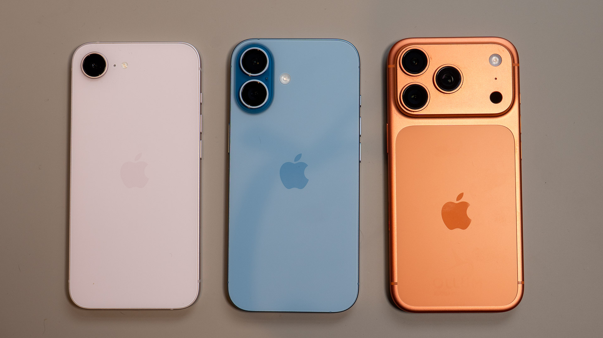 Apple iPhone 17e in pink