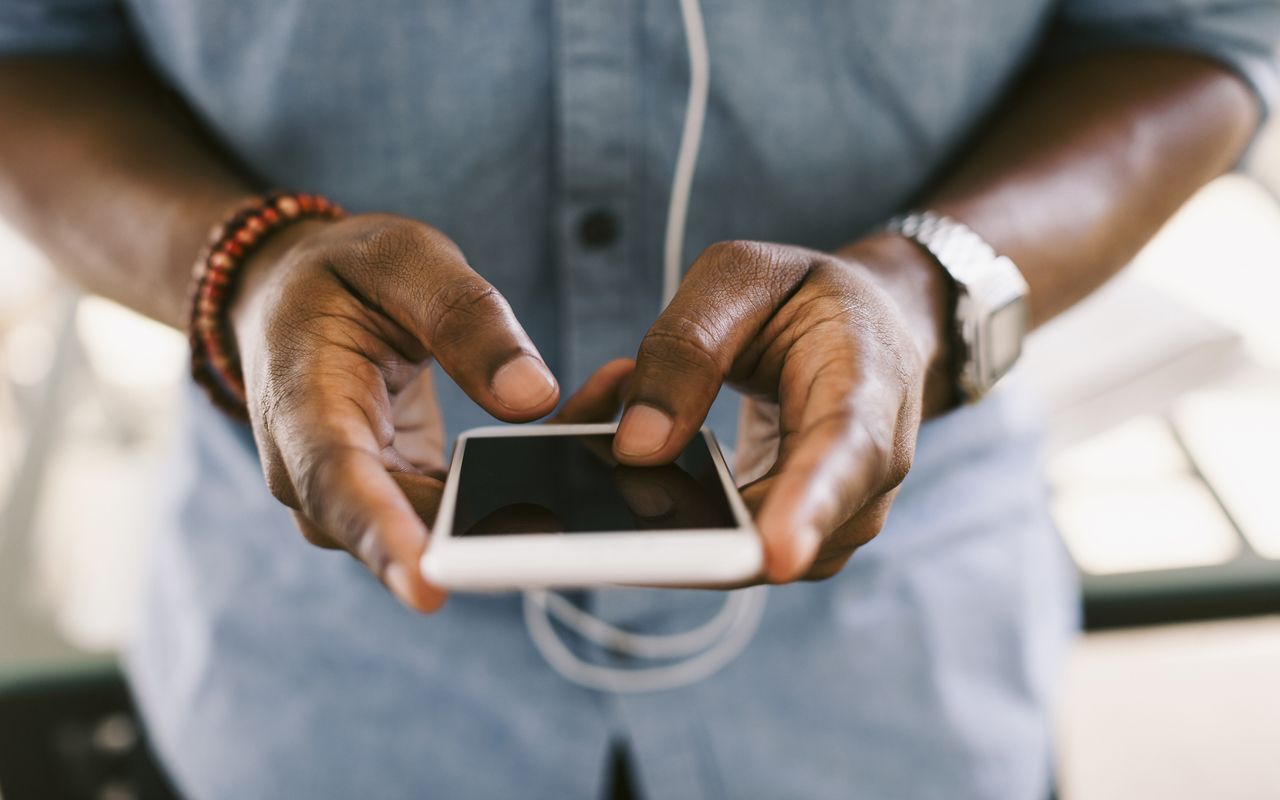 Man holding smartphone