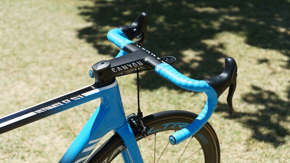 Movistar opts for Canyon's integrated Aerocockpit