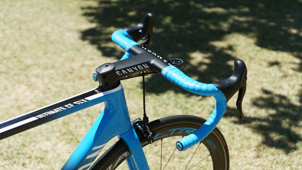 Movistar opts for Canyon's integrated Aerocockpit