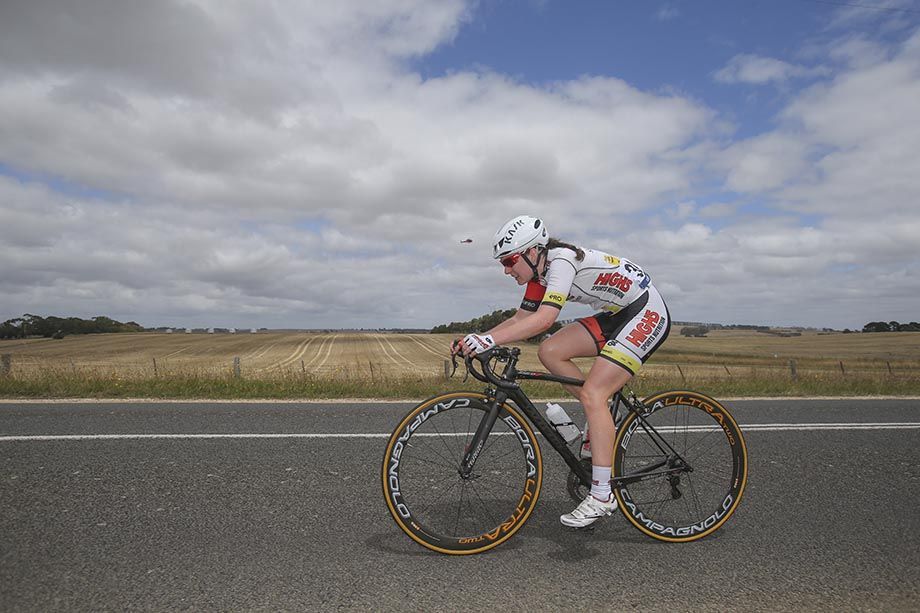 Kendell Hodges makes a strong solo attack in the last 20km.