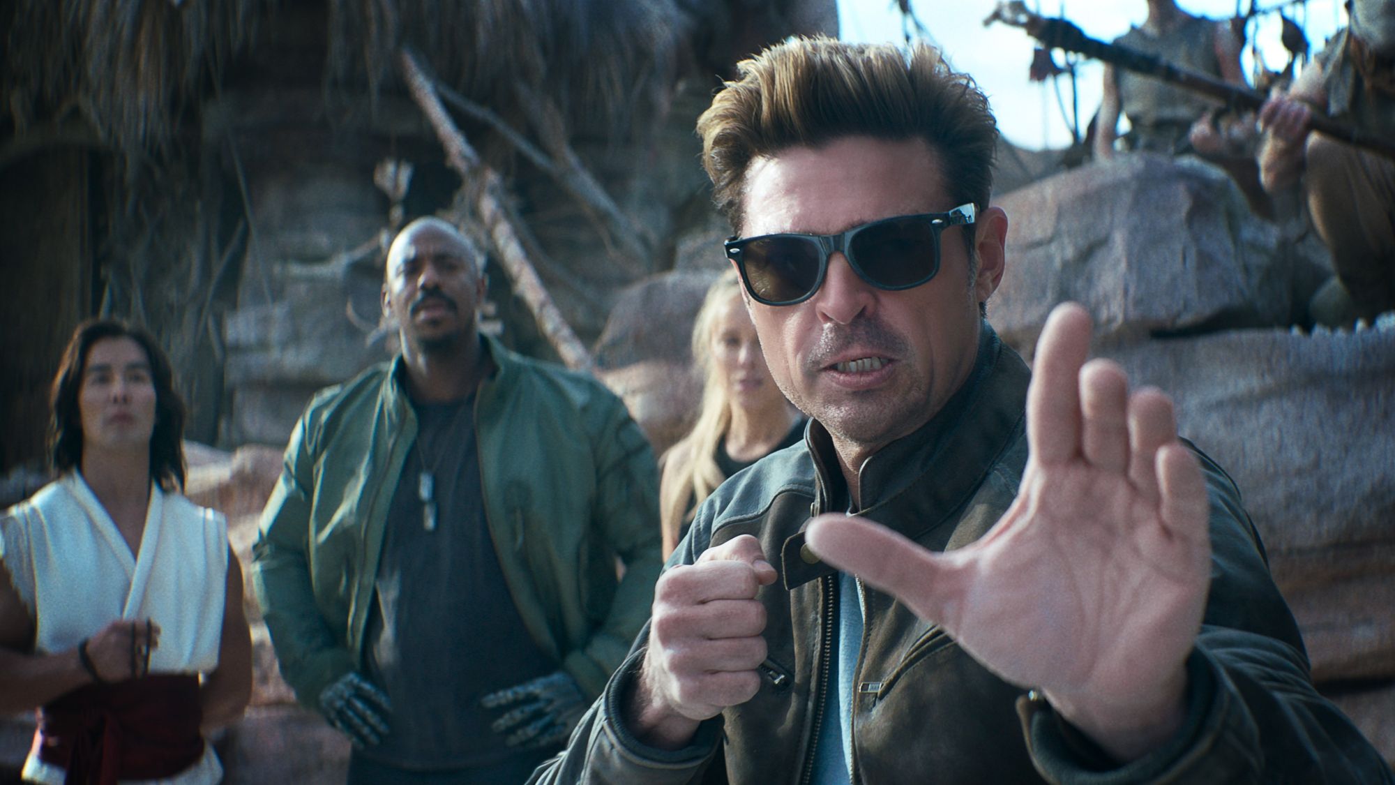 Ludi Lin, Mehcad Brooks, Jessica McNamee and Karl Urban in Mortal Kombat II