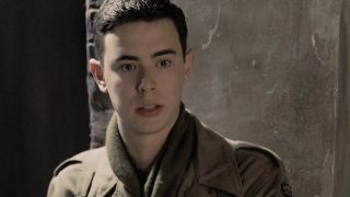 Colin Hanks looking offscreen in Band of Brothers