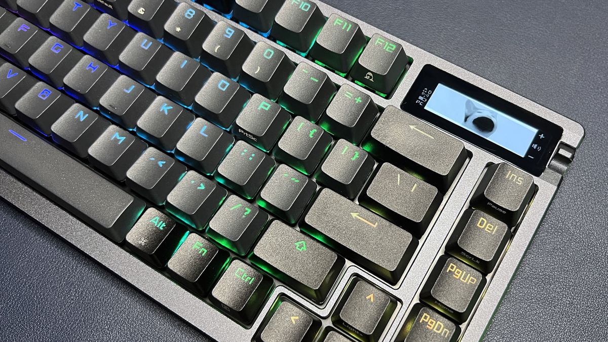 Asus ROG Azoth Review: Almost Perfect, But for the Software | Tom's ...