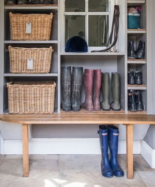 Understairs mudroom ideas with cubbies