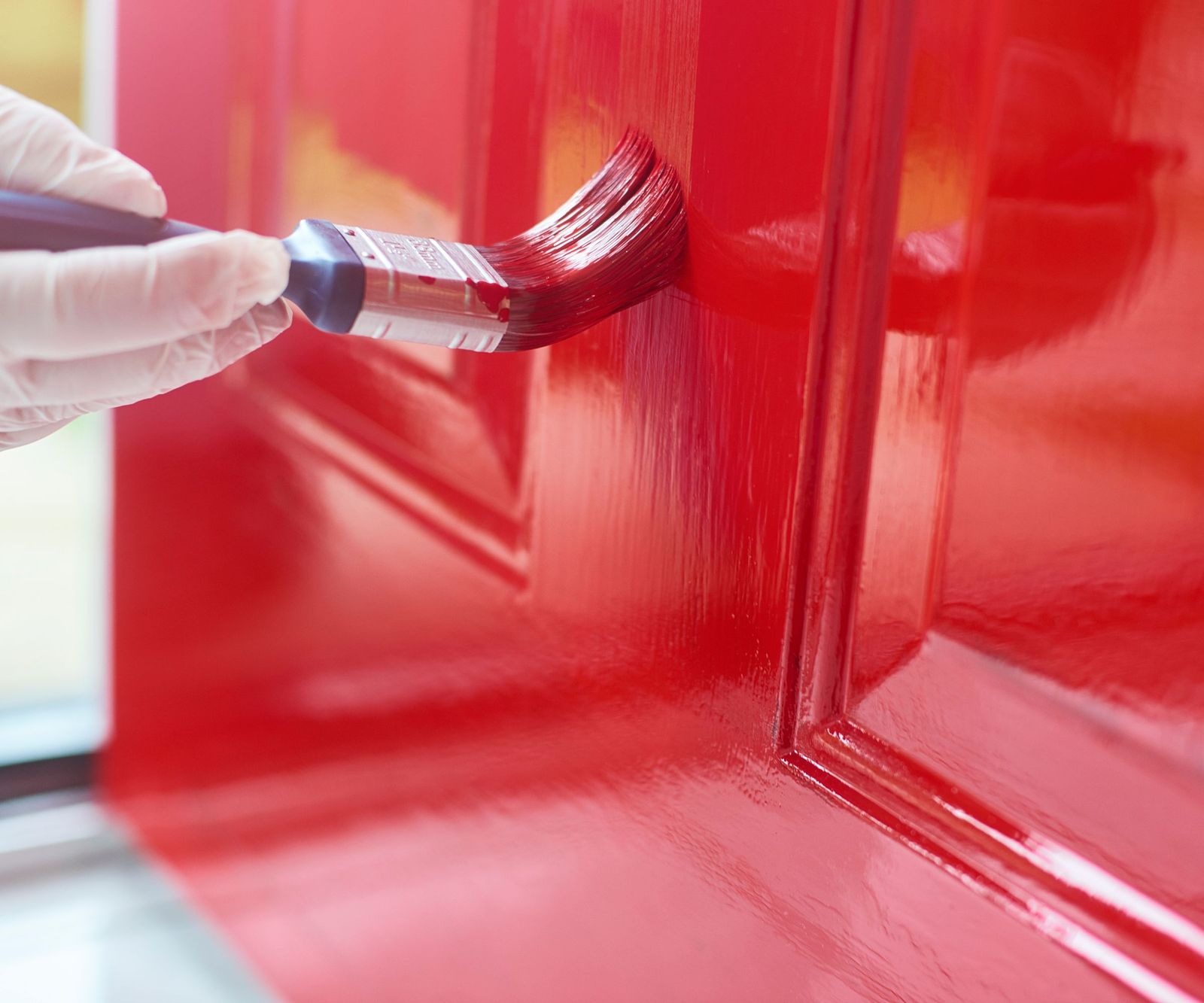 the-best-way-to-paint-doors-according-to-pro-painters