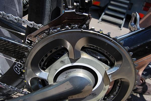 The visual depth of the new chainring